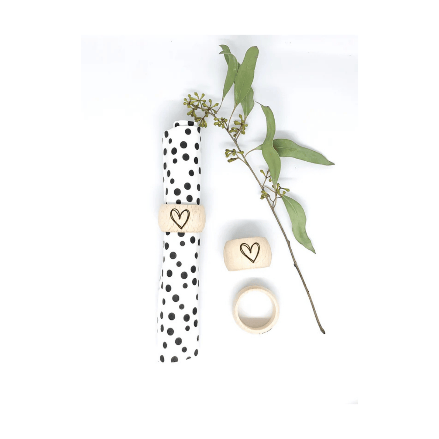 Serviettenringe aus Holz mit Herz (2 Stück)