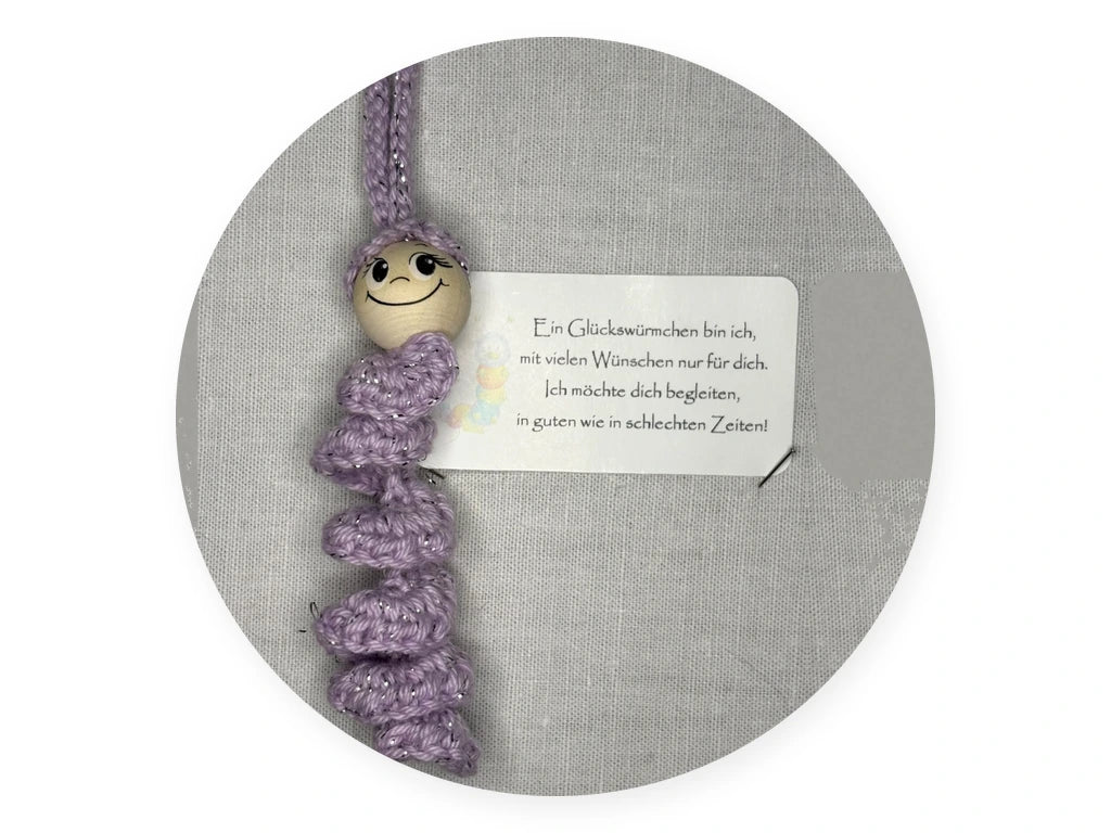 Glückswürmchen gehäkelt – Lila